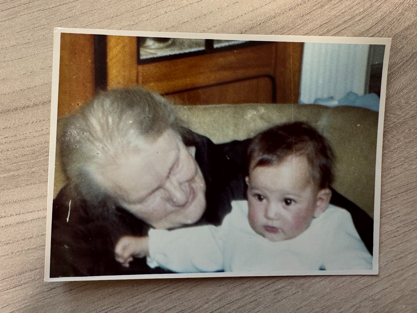 Guardian Clasina Kruimel-van Dijk with Mina Swaab’s granddaughter Caroline.